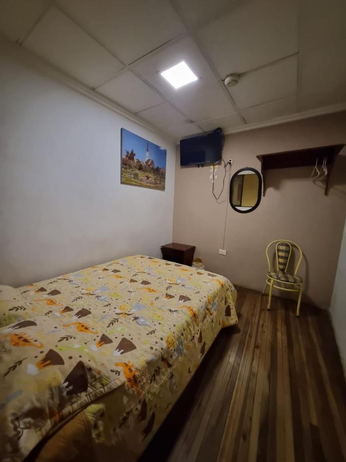Hostal Alborada Куенка Екстер'єр фото