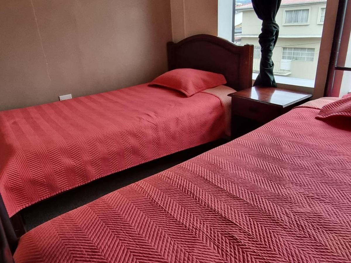 Hostal Alborada Куенка Екстер'єр фото