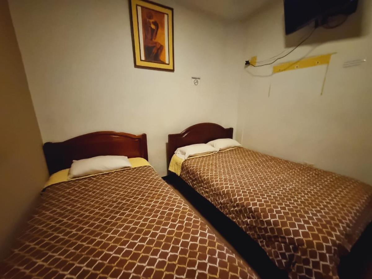 Hostal Alborada Куенка Екстер'єр фото