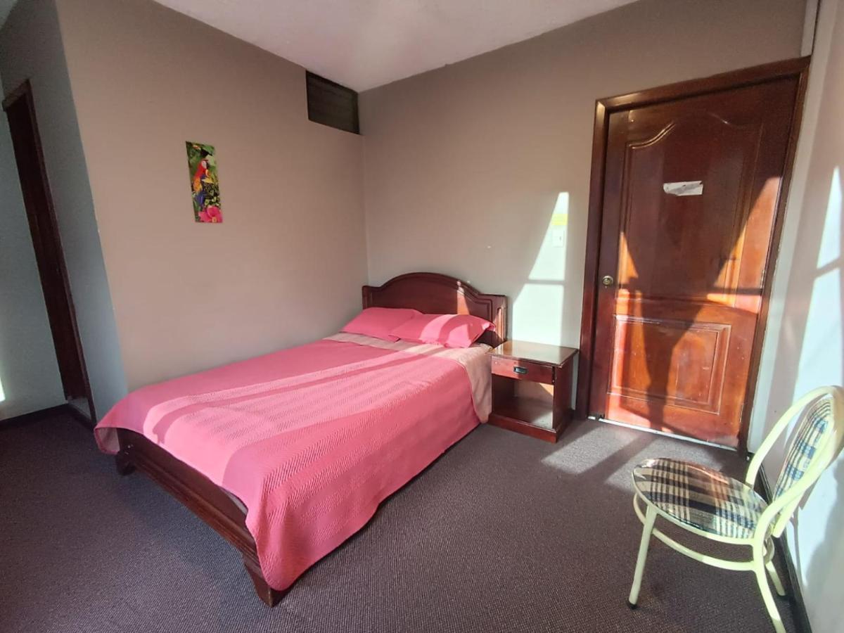 Hostal Alborada Куенка Екстер'єр фото