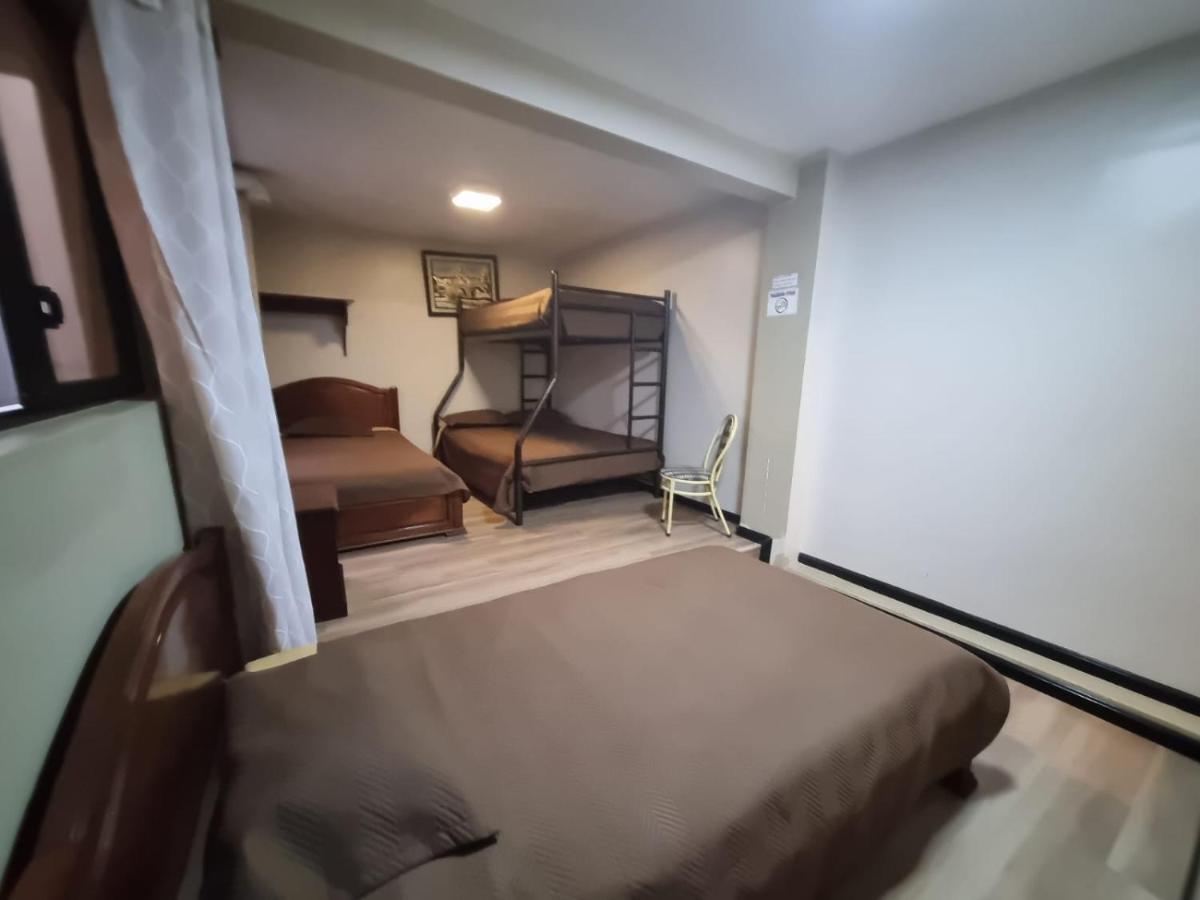 Hostal Alborada Куенка Екстер'єр фото