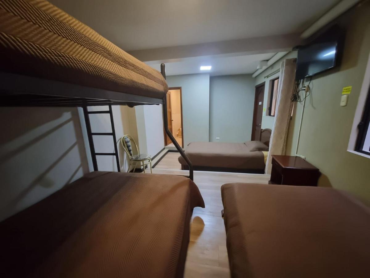 Hostal Alborada Куенка Екстер'єр фото